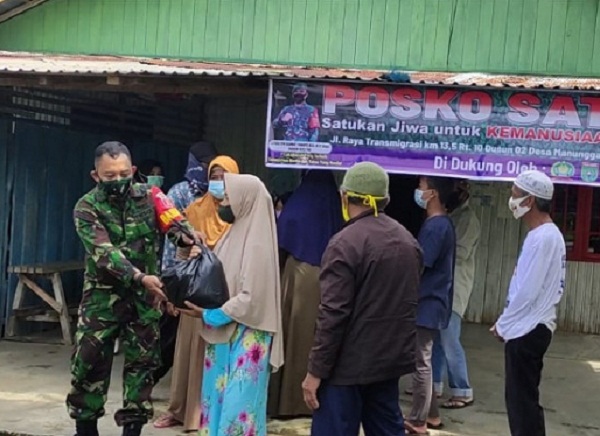Yayasan Satu Jiwa salurkan bantuan sembako di dua desa